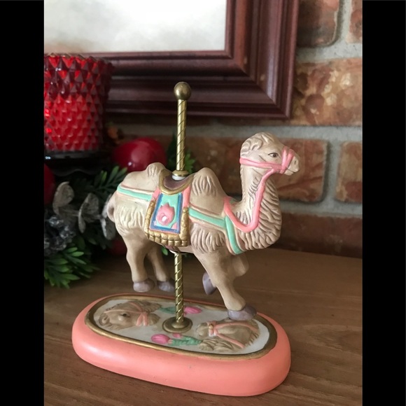 Rare Vintage Porcelain Llama Carousel - Picture 1 of 8